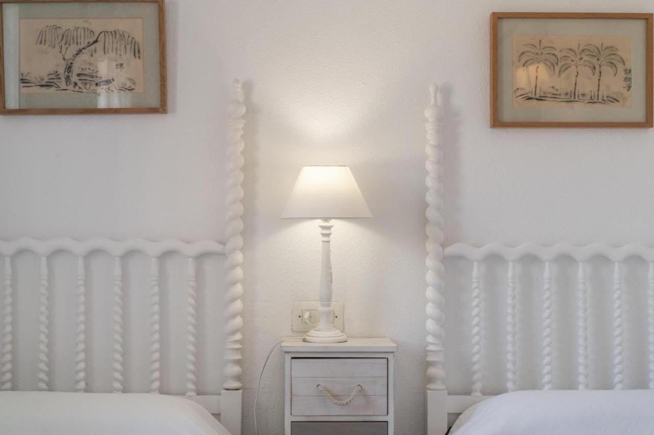 Gorgeous Renovated Cala Sant Vicenc Beach Villa Cala San Vicente  Exterior photo